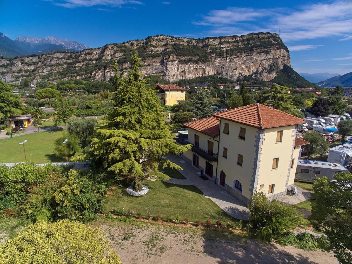 Villa Torbole Torbole Sul Garda Extérieur photo